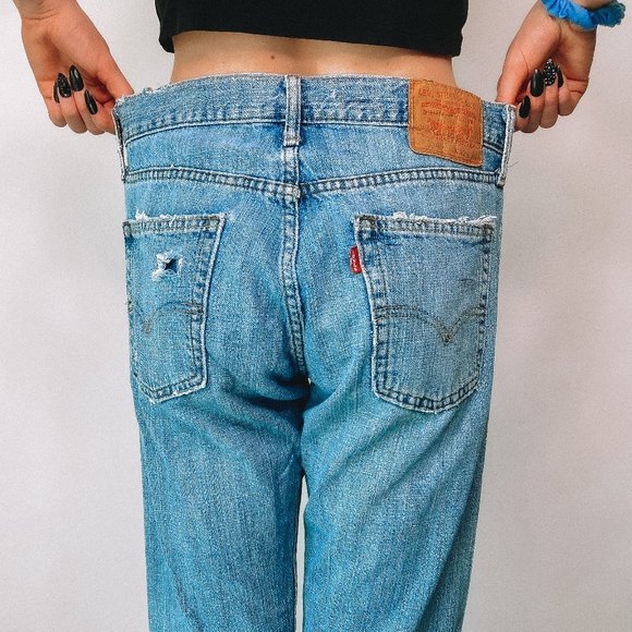 Levis 514 Distressed Light Wash Jean - Picture 5 of 10